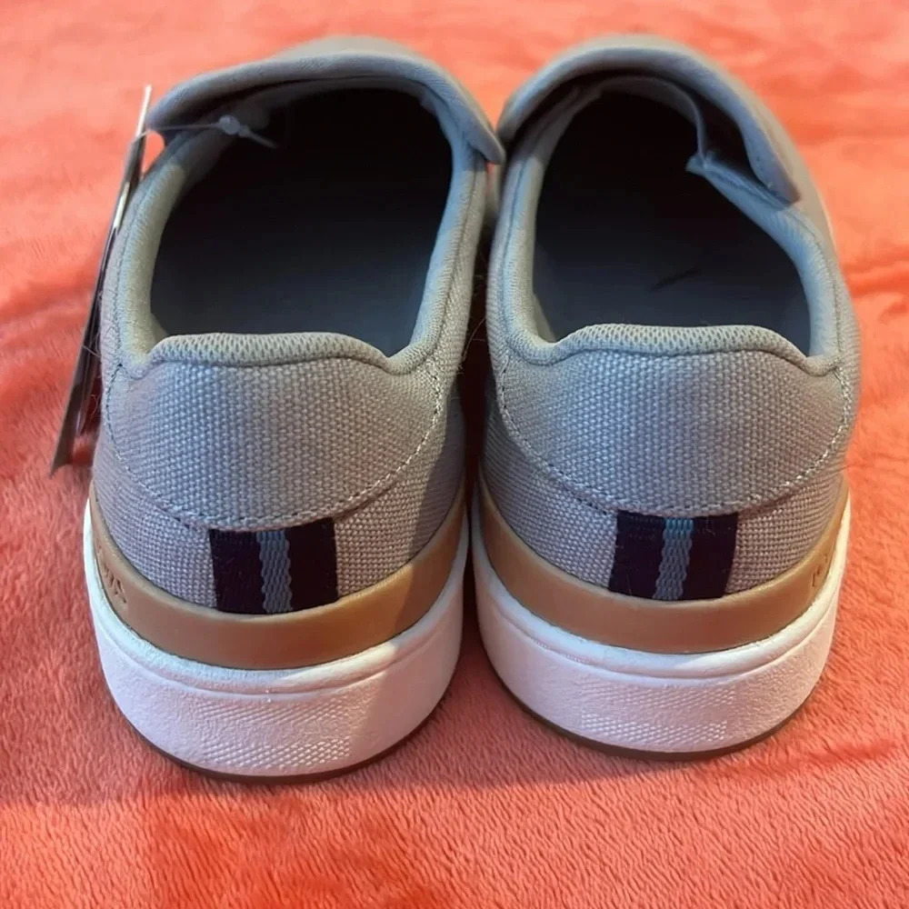 NWT** Toms travel lite 2.0, color: drizzle grey canvas men’s size 7.  NWT - Picture 2 of 6